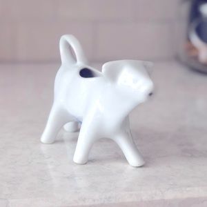 Cordon Bleu Cow Creamer